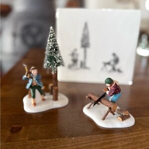 Department 56 Holiday Woodcutters with Snowy Tree